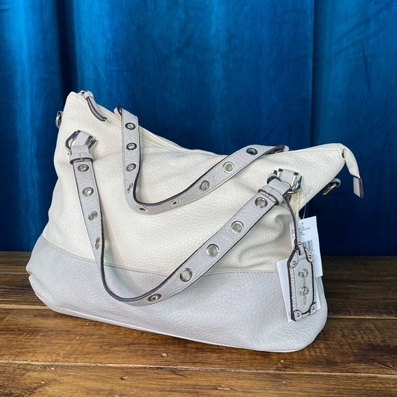 Jessica Simpson Sutton Crossbody Bag - Picture 4 of 9